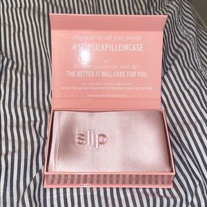 Slip pure silk pillowcase bnib in pink